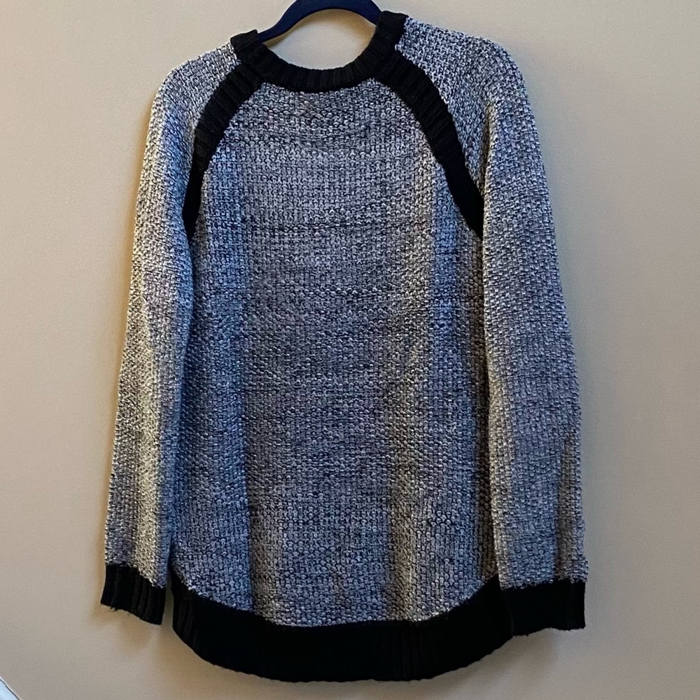PHILOSOPHY REPUBLIC CLOTHING/PHILOSOPHY WOMENS SWEATER/GRAY/BLACK /MEDIUM/USED.